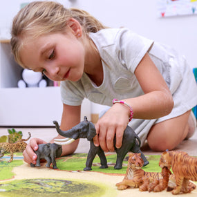 Figurine Jeune éléphant d'Afrique Papo en PVC, thème savane, Collection Animaux sauvages, jouet éducatif idéal pour enfants et collectionneurs