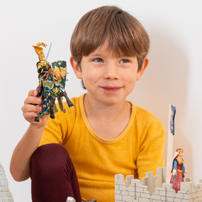 Weapons Master's Horse Figurine Dragon Crest